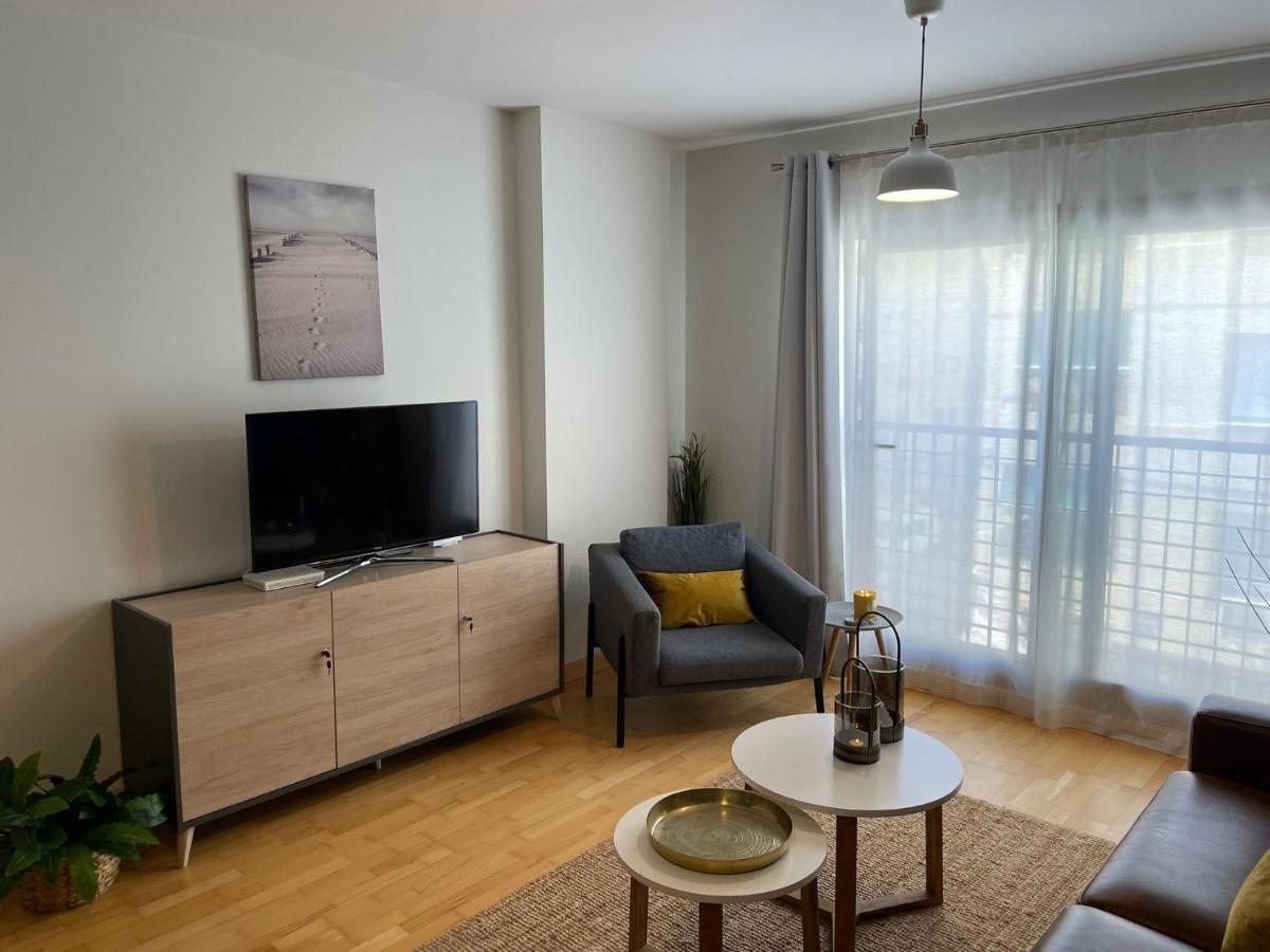 A Space That Feels Like Home With Private Parking Málaga Extérieur photo