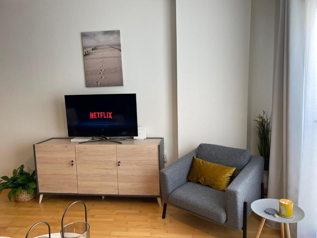 A Space That Feels Like Home With Private Parking Málaga Extérieur photo